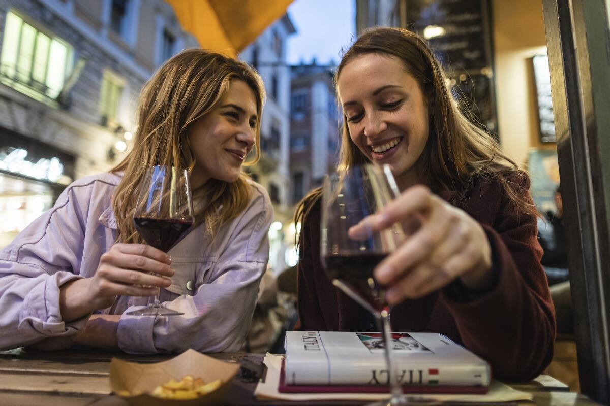 L'arte di complimentarsi: cosa apprezzano le donne italiane